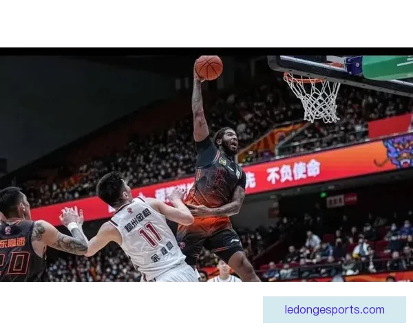 CBA上海逆袭山西终结对手连胜古德温31分7篮板强势回归破旧主防线 CBA上海逆袭山西终结对手连胜古德温31分7篮板强势回归破旧主防线