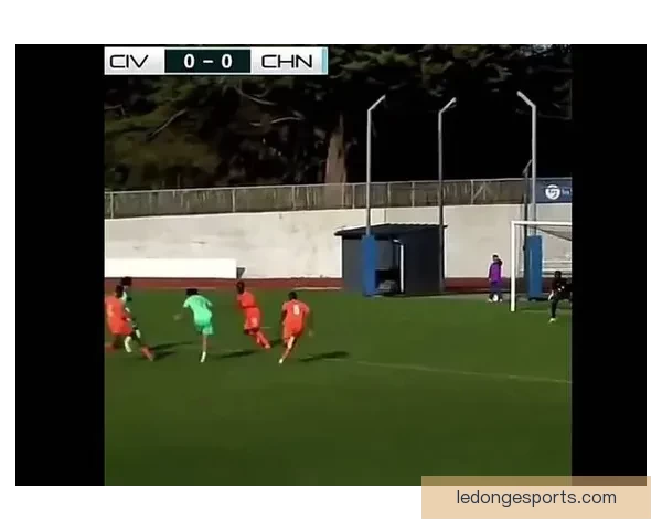 U16国少惨败夜冲突升级助教锁喉新星追骂推搡场面失控