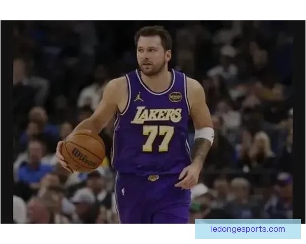 湖人拒绝步行者29分逆转 东契奇狂飙43分詹姆斯隔扣献准三双